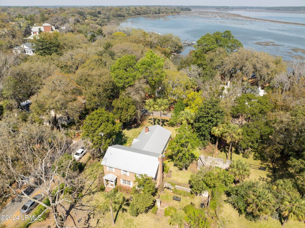 809 Hamilton Street - Photo 1