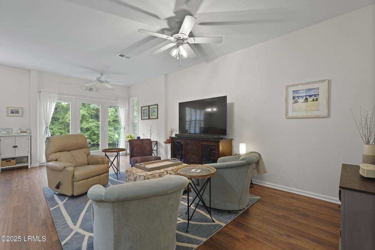 193 Landing Lane - Photo 1