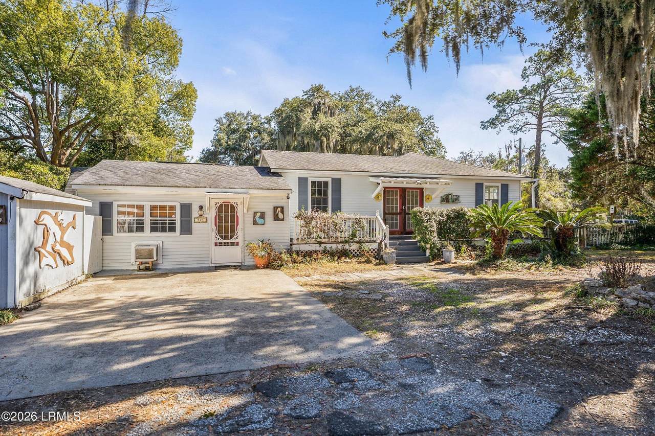 https://bt-photos.global.ssl.fastly.net/beaufortsc/1280_boomver_3_194741-2.jpg