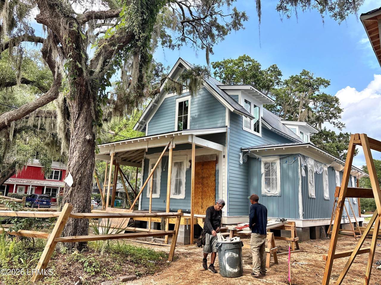 1308 London Avenue - Photo 1