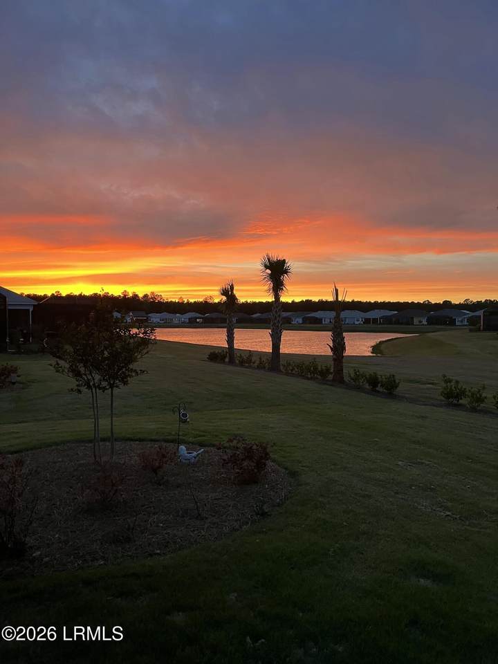 https://bt-photos.global.ssl.fastly.net/beaufortsc/1280_boomver_2_195608-2.jpg