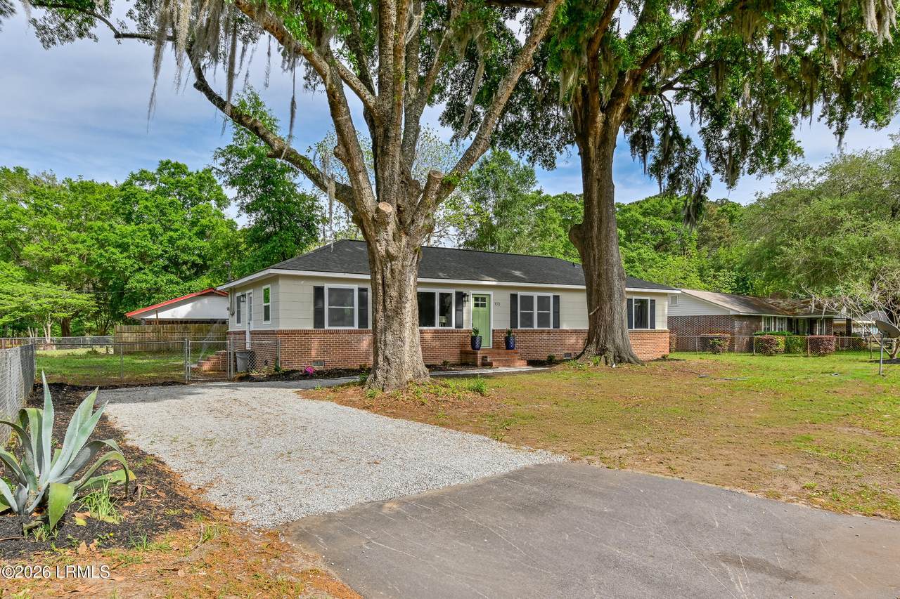 1013 Rentz Street - Photo 1