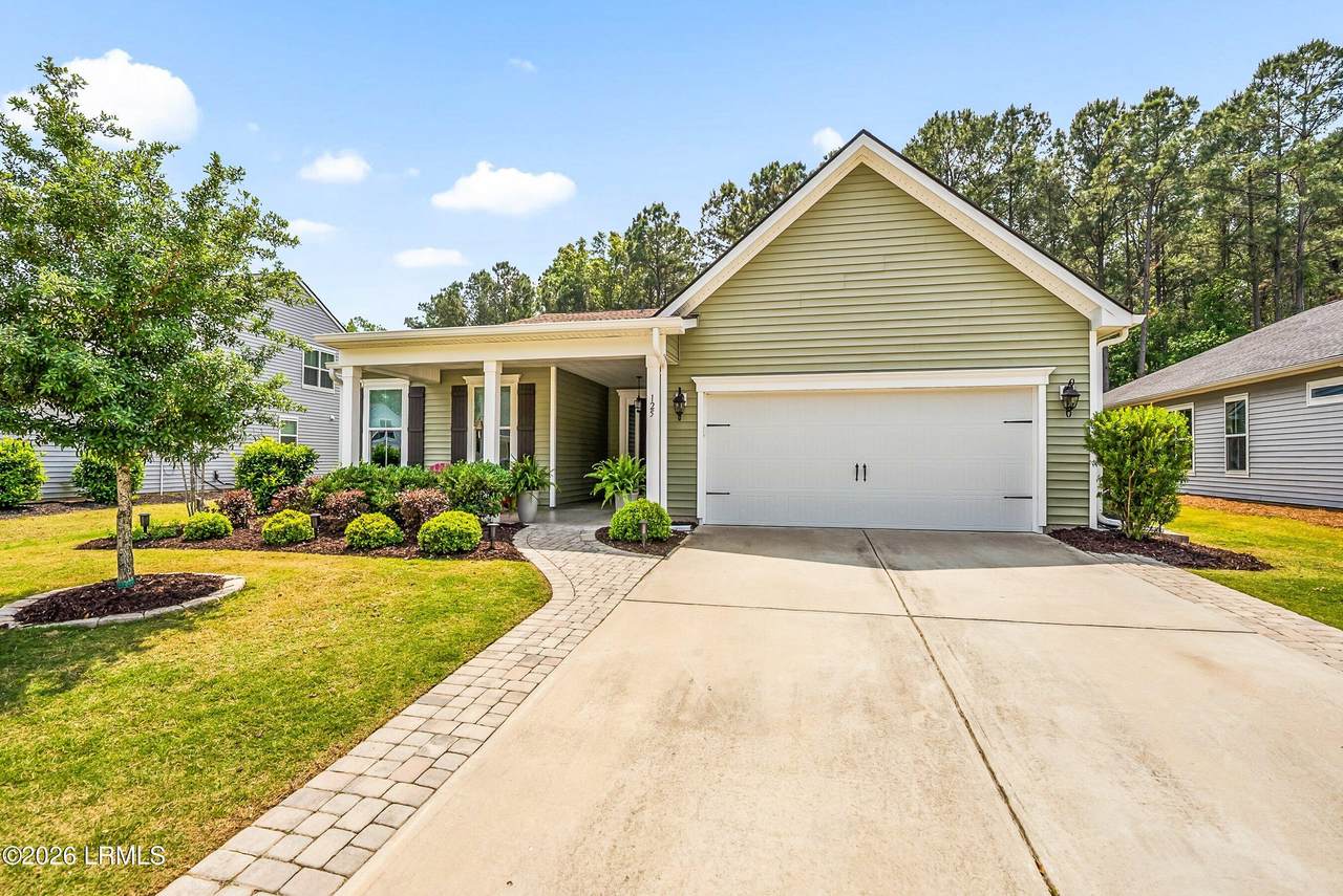 125 Carolina Oaks Avenue - Photo 1