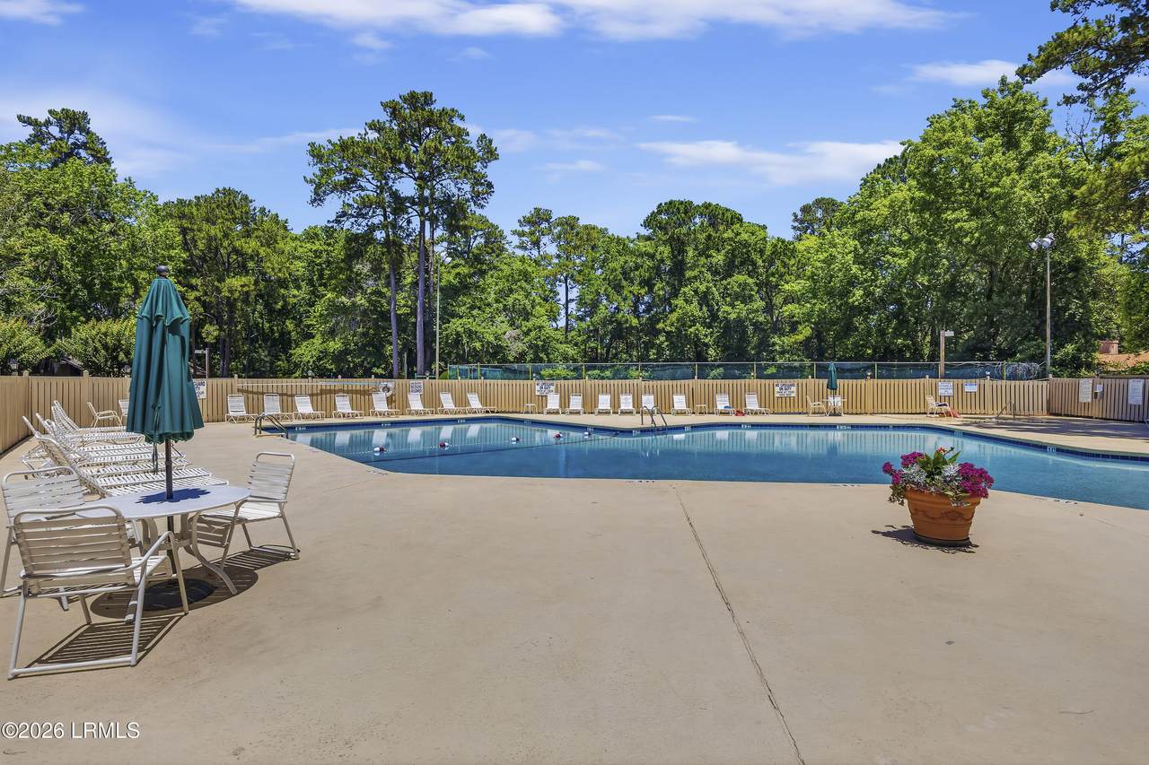 https://bt-photos.global.ssl.fastly.net/beaufortsc/1280_boomver_3_196415-2.jpg