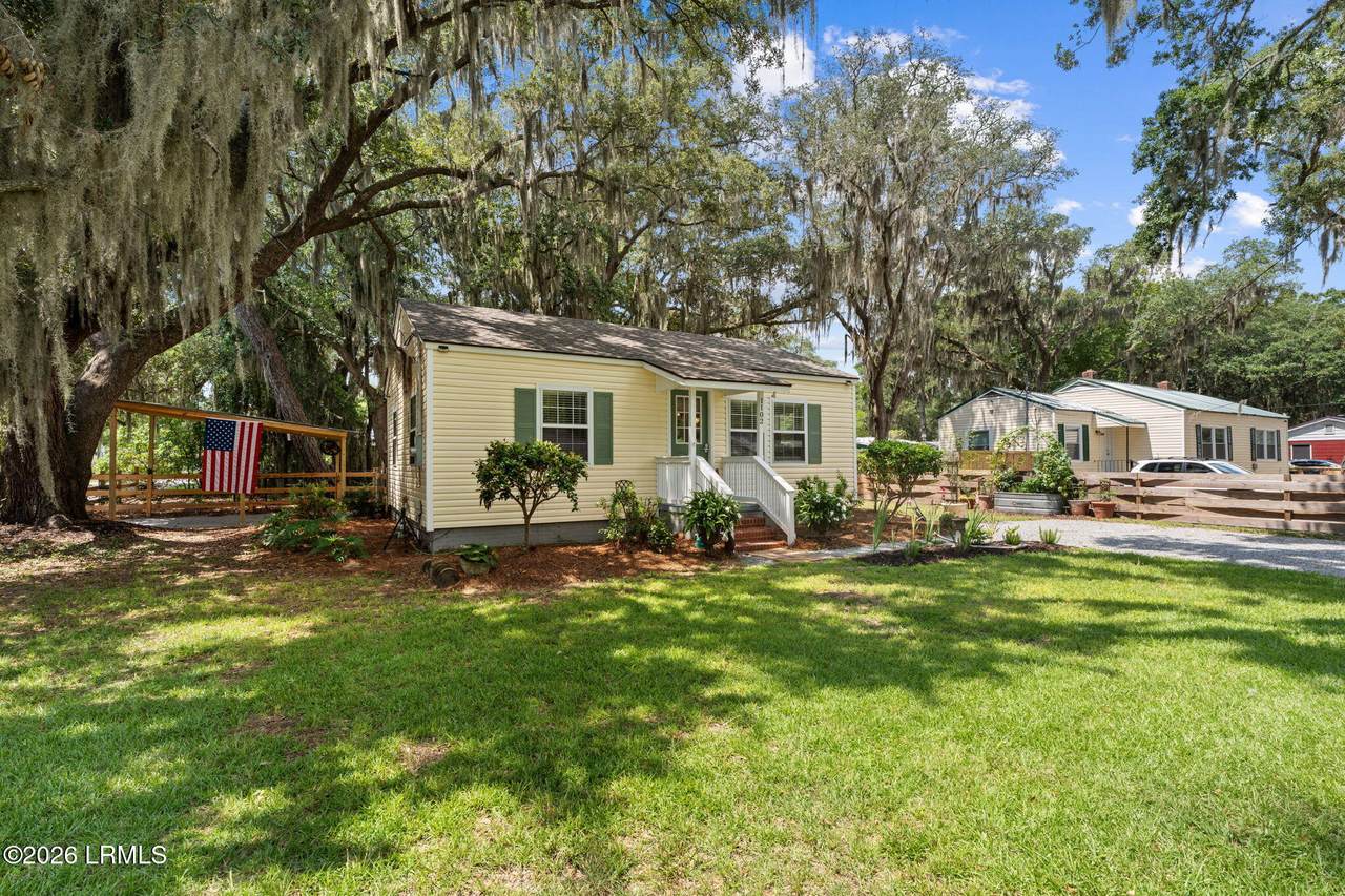 https://bt-photos.global.ssl.fastly.net/beaufortsc/1280_boomver_3_197085-2.jpg