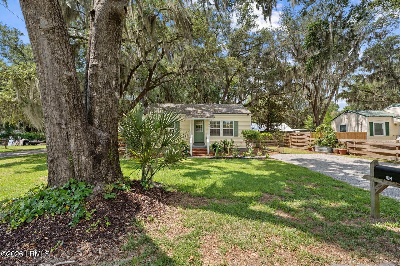 https://bt-photos.global.ssl.fastly.net/beaufortsc/1280_boomver_3_197085-2.jpg