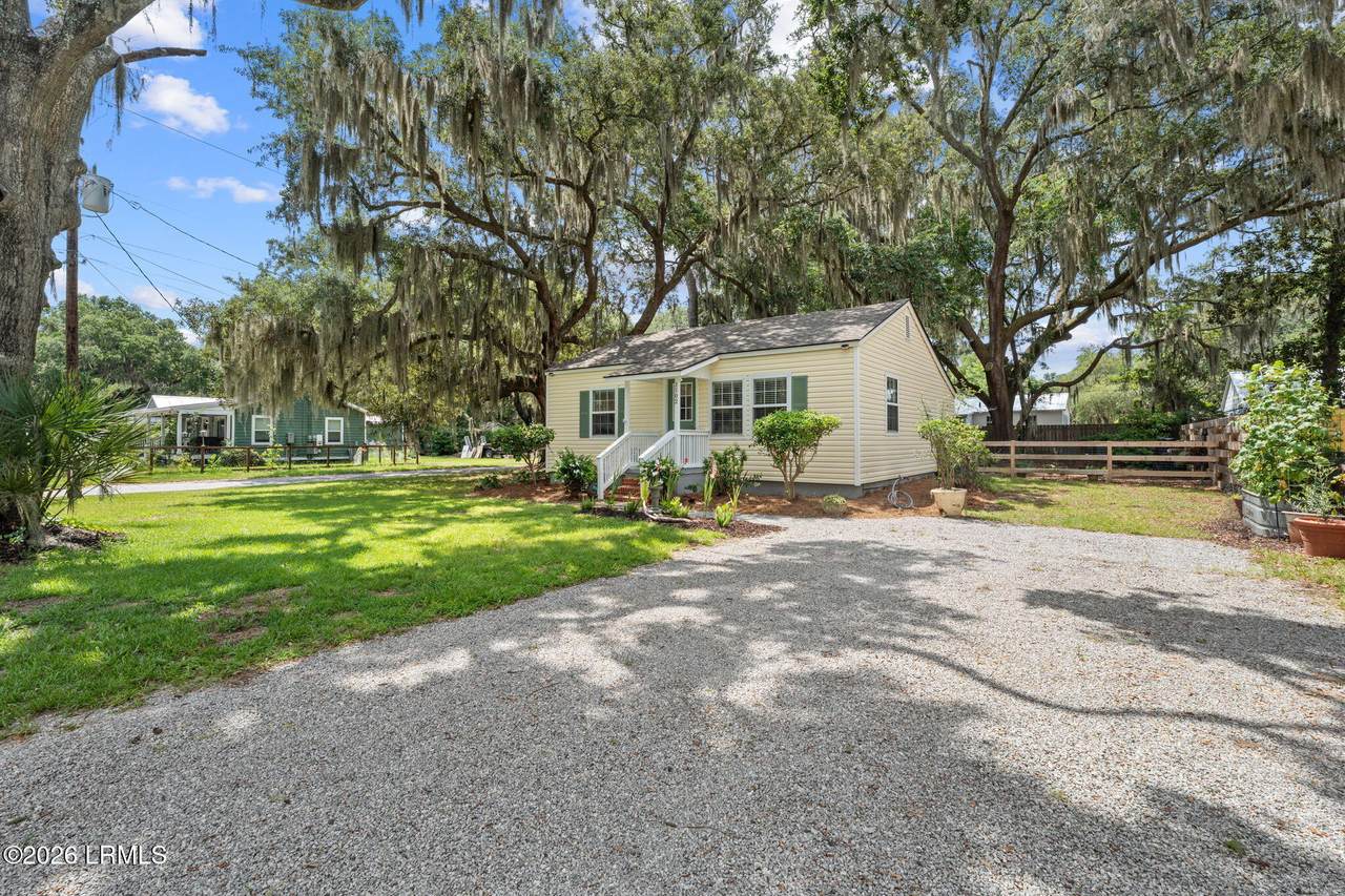 https://bt-photos.global.ssl.fastly.net/beaufortsc/1280_boomver_3_197085-2.jpg