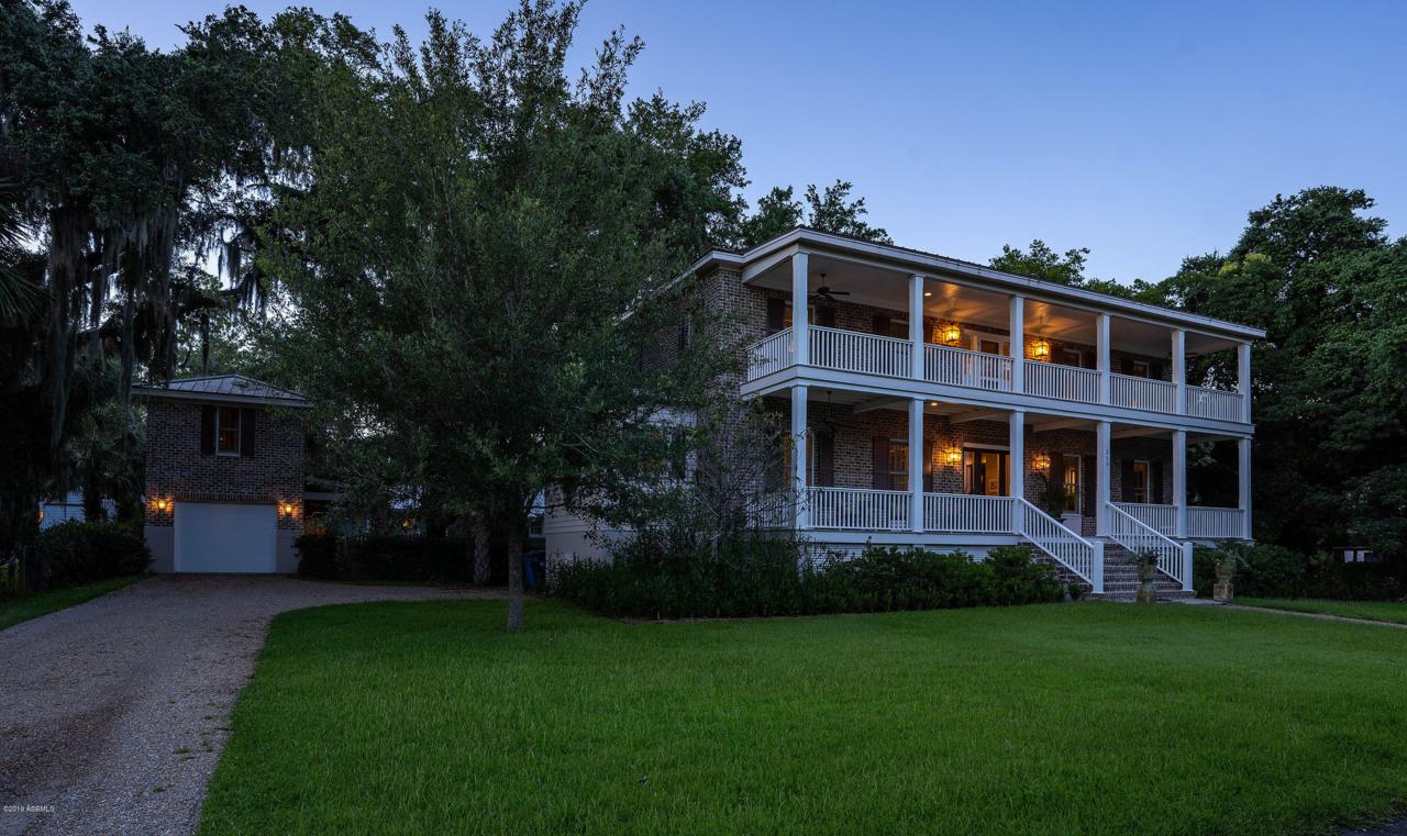 313 King Street - Photo 1