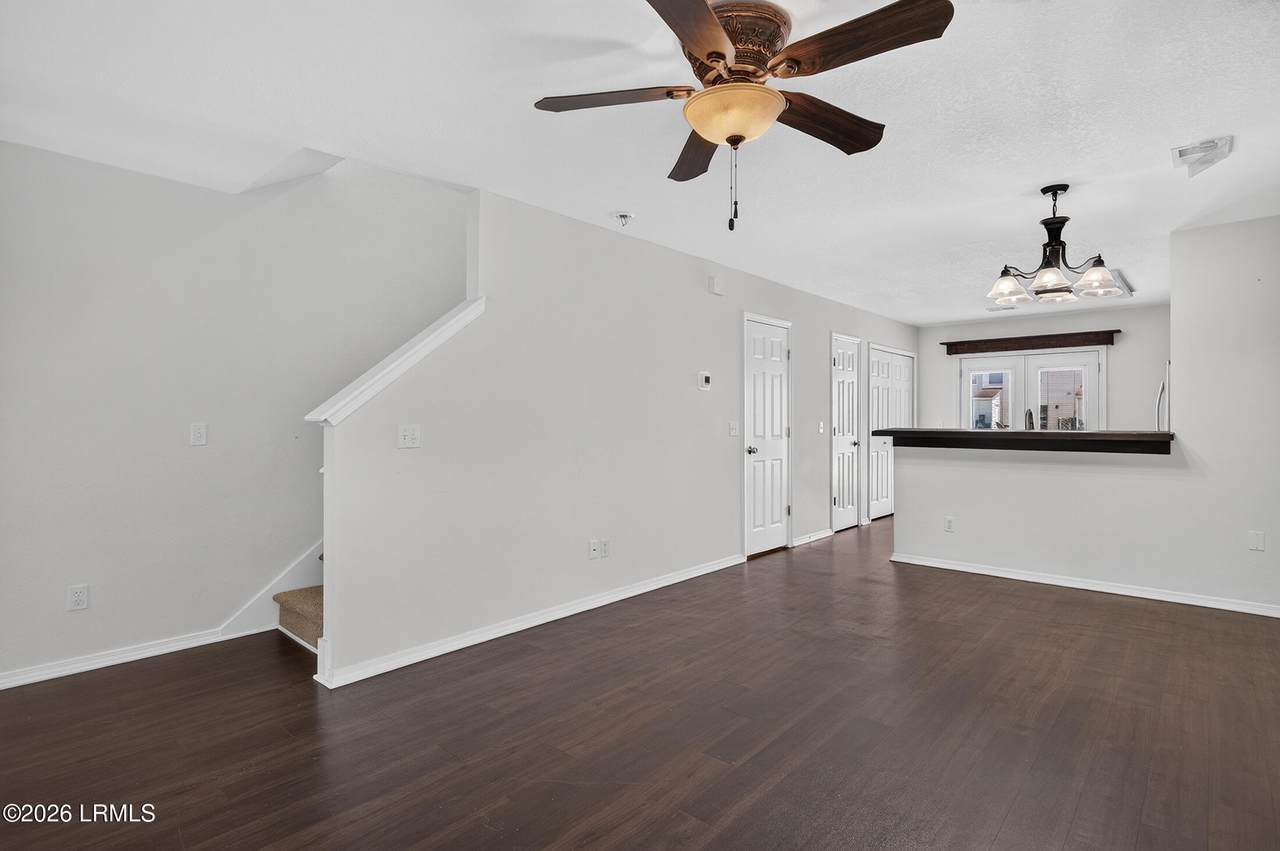 333 Campus Lane - Photo 1