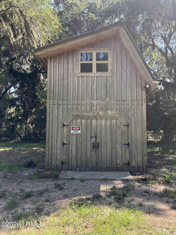 https://bt-photos.global.ssl.fastly.net/beaufortsc/1280_boomver_4_197269-2.jpg