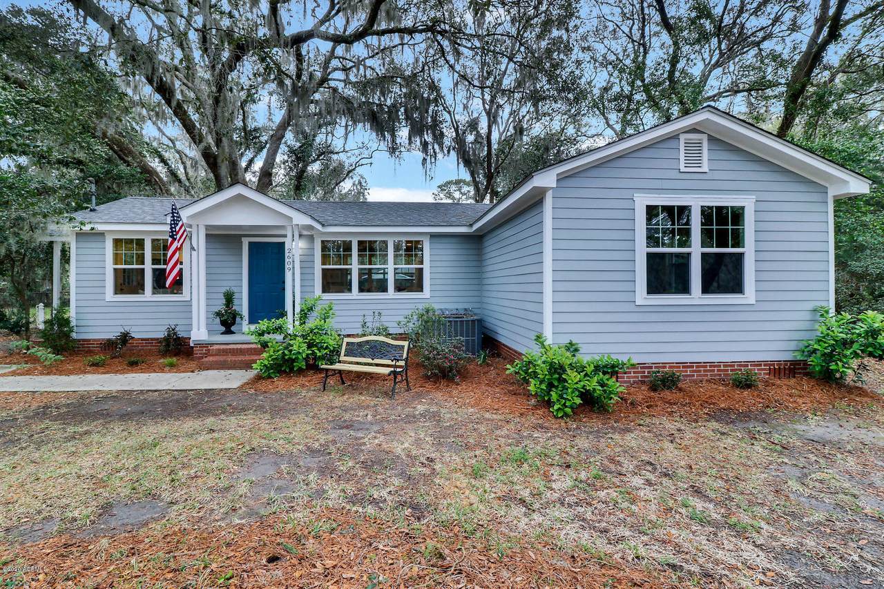 2609 Rodgers Drive - Photo 1