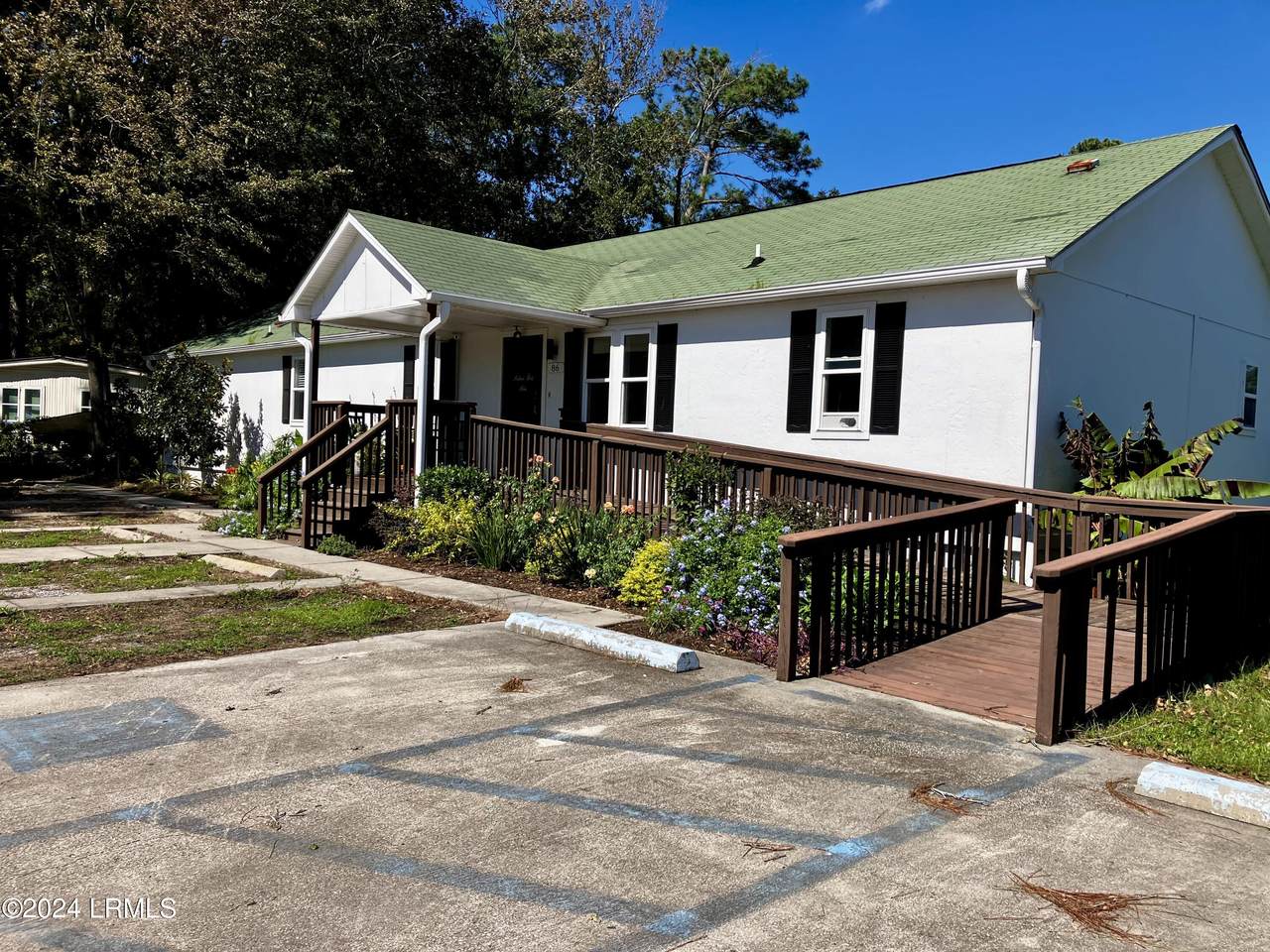 https://bt-photos.global.ssl.fastly.net/beaufortsc/1280_boomver_5_187172-2.jpg