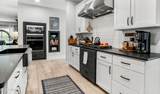 62 Sunset Boulevard - Photo 19
