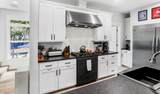 62 Sunset Boulevard - Photo 24