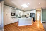 550 Island Circle - Photo 15
