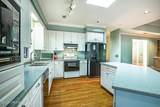 550 Island Circle - Photo 16