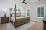 20 Millers Pond Drive - Photo 16