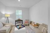 184 Twickenham Loop - Photo 15