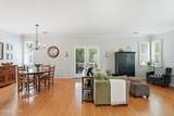 82 Hampton Circle - Photo 13