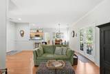 82 Hampton Circle - Photo 15