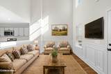 534 Royal Road - Photo 4