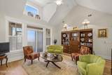 14 National Boulevard - Photo 4
