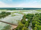 229 De La Gaye Point - Photo 9