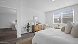 658 Sanctum Street - Photo 18