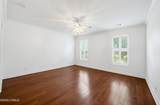 5 Waveland Avenue - Photo 17
