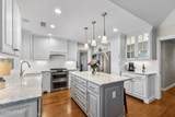 718 Island Circle - Photo 10
