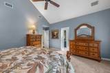 718 Island Circle - Photo 18