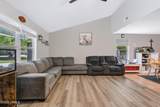 16 Hewlett Road - Photo 10