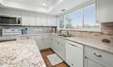 663 Newhaven Court - Photo 13