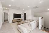 25 Millers Pond Drive - Photo 31