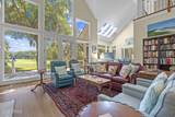 410 Island Circle - Photo 10