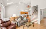 1031 Curisha Point - Photo 8