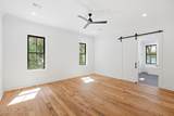4 Blake Lane - Photo 31