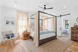 4 Blake Lane - Photo 32