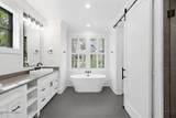4 Blake Lane - Photo 37