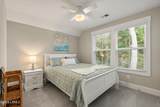23 Middle Island Street - Photo 25