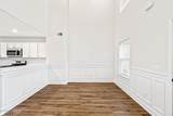 605 Royal Road - Photo 3