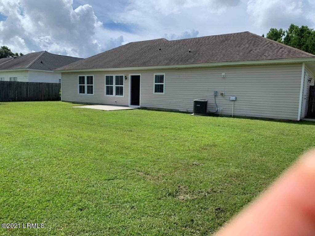 34 Wintergreen Drive - Photo 1
