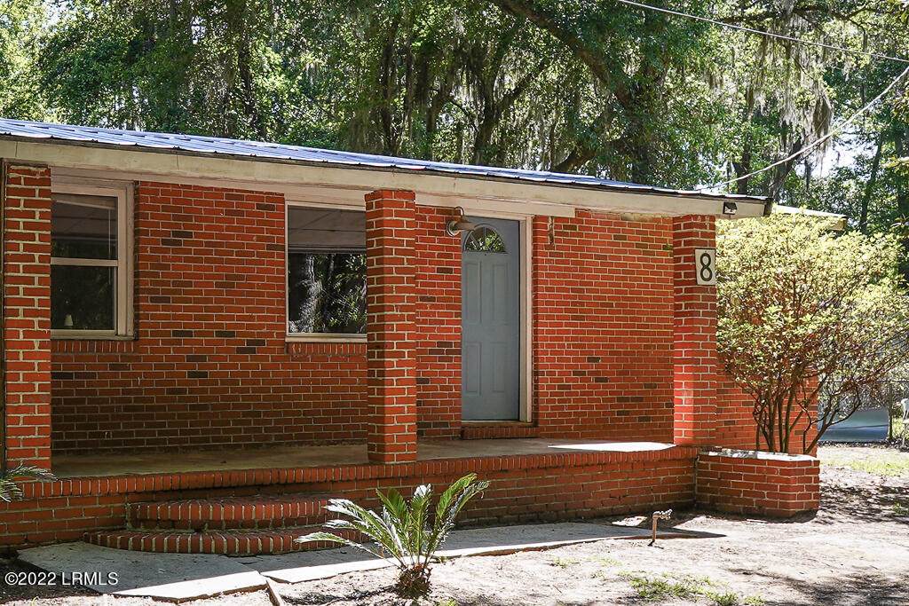 8 Billy Hill Road - Photo 1