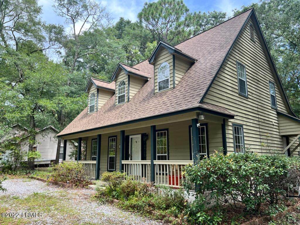 97 Francis Marion Circle - Photo 1