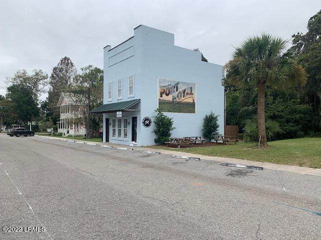 1119 Paris Avenue - Photo 1