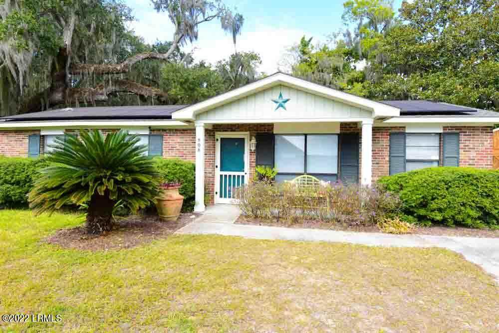 808 10th Street - Photo 1