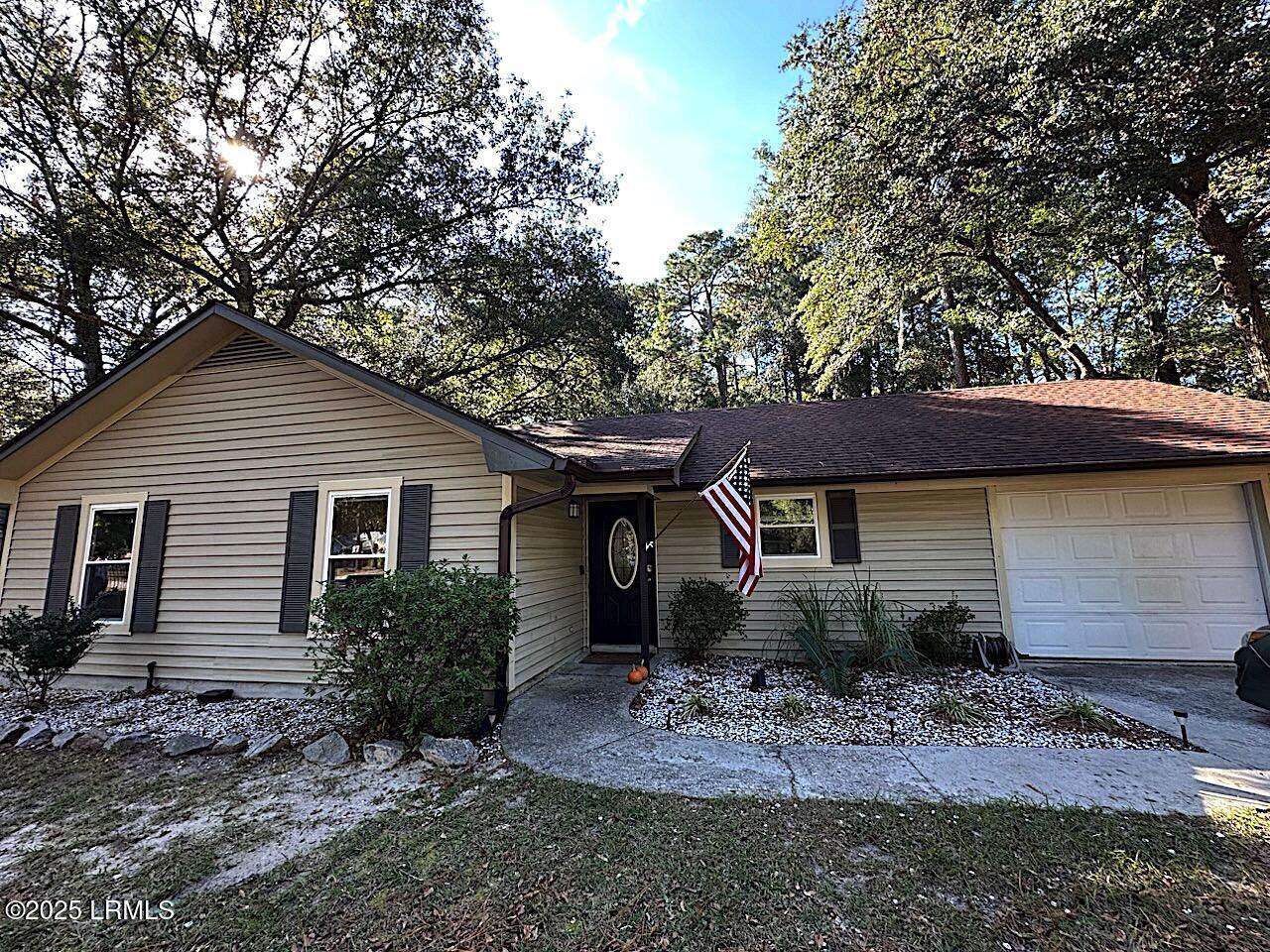 21 Robin Way - Photo 1