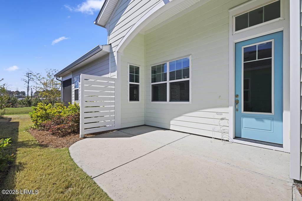 409 Beachcomber Boulevard - Photo 1