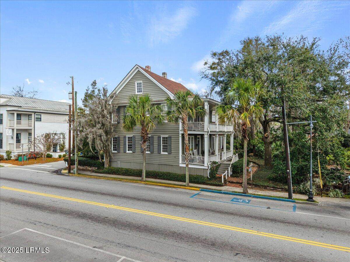 409 Carteret Street - Photo 1
