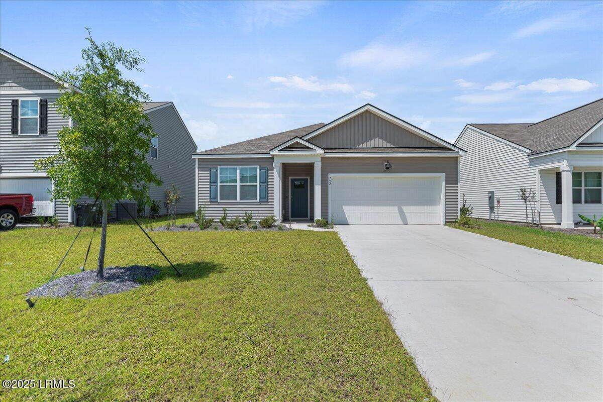 792 Holiday Street - Photo 1